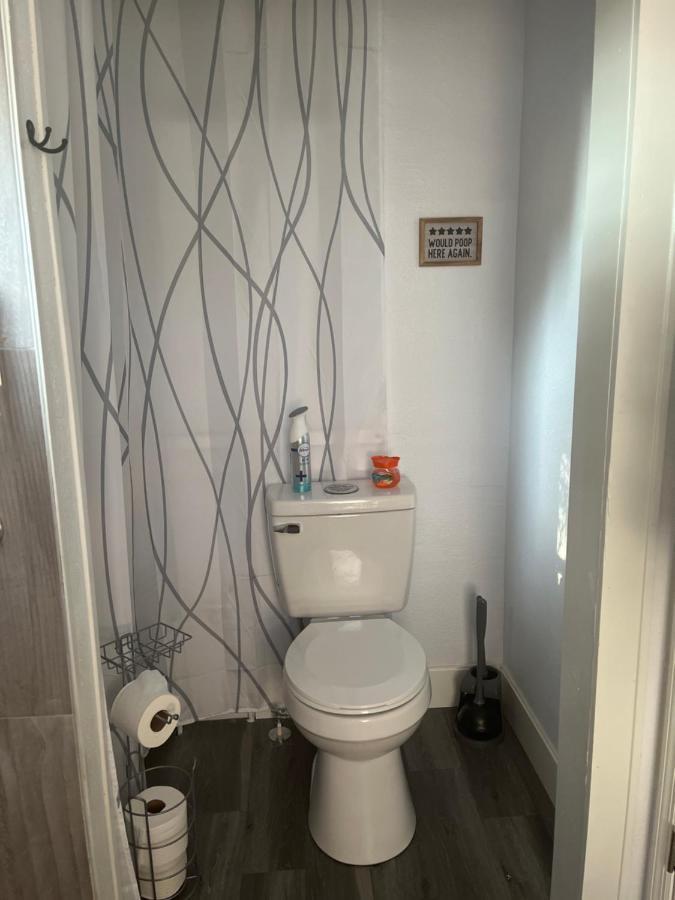 Single Room With Twin Bed On Private Property Eustis Extérieur photo